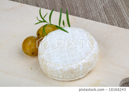 Brie cheese Brie cheese 18168243