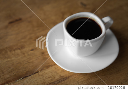Espresso Coffee cup on wood table 18170026