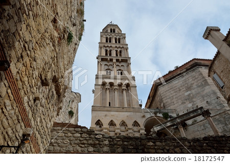 戴克里先宮的大教堂和鍾樓 18172547