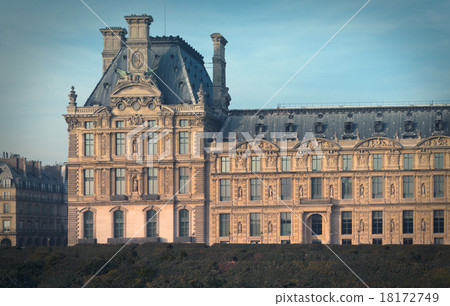 Louvre Museum in Paris with a retro effect.. Louvre Museum in Paris with a retro effect.. 18172749