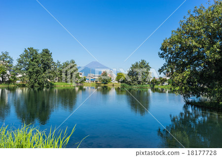 Mt. Fuji seen at Nakacho hot water pond Mt. Fuji seen at Nakacho hot water pond 18177728