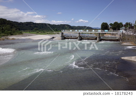 哈姆拉吸入壩 18178243