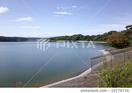 多摩湖 18178738