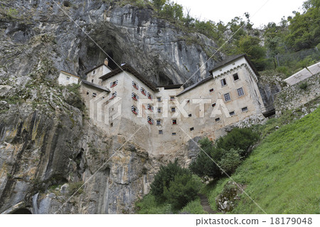Predjama Castle in Postojna Cave, Slovenia Predjama Castle in Postojna Cave, Slovenia 18179048