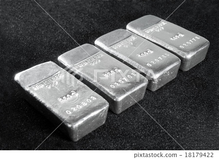 Precious metals trading. 18179422
