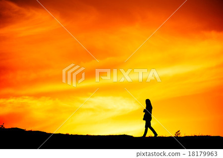 Woman walking, silhouette 18179963