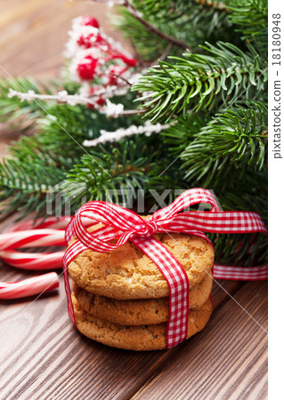 Christmas gingerbread cookies, candy cane and tree Christmas gingerbread cookies, candy cane and tree 18180948