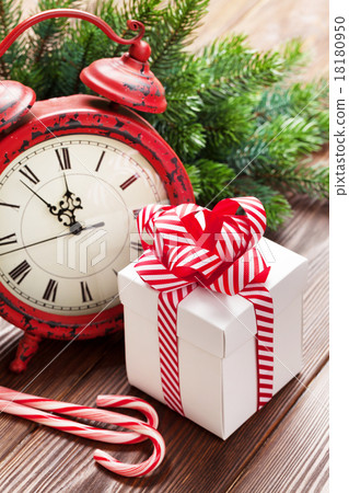 Christmas alarm clock, gift box and fir tree Christmas alarm clock, gift box and fir tree 18180950