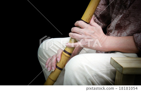 hand play Traditional bamboo Japanese flute 18181054