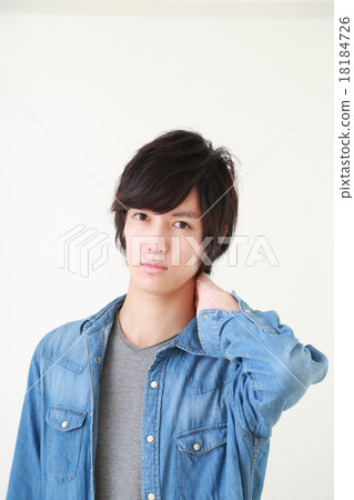 Male in twenties 18184726