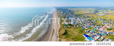 最北端的Kujukuri海灘,Hai Rima Oka海岸的航拍照片 最北端的Kujukuri海灘,Hai Rima Oka海岸的航拍照片 18185202