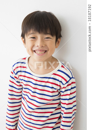 肖像小學男孩7歲 18187192