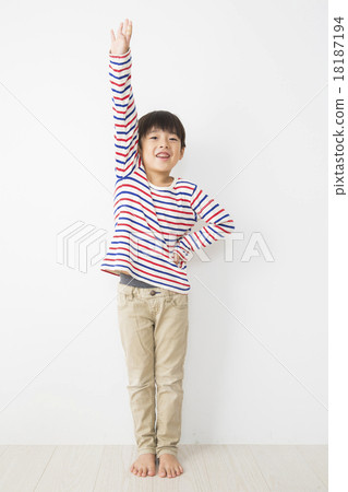 Portrait Elementary school boy 7 years old 18187194