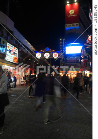 台東區的上野Ameyoko(夜) 台東區的上野Ameyoko(夜) 18189348