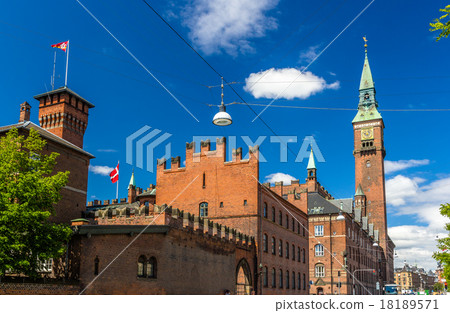 圖庫照片: view of copenhagen city hall, denmark