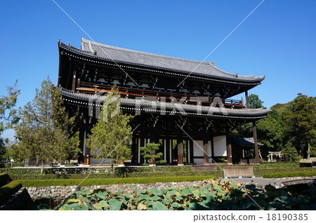 京都的三門門“Tofukuji” 京都的三門門“Tofukuji” 18190385