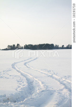 Winter Road 18191710