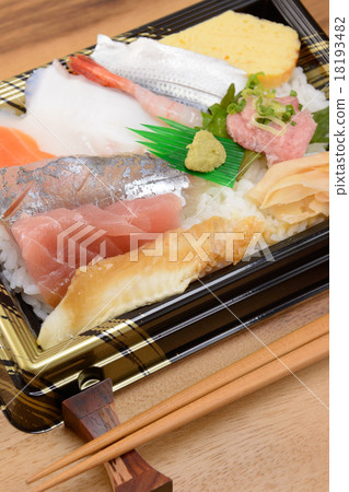 Delicious chirashi sushi Delicious chirashi sushi 18193482