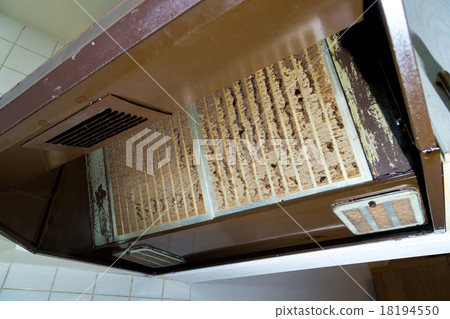 Kitchen ventilator Oil dirt Cleaning house Cleaning Housekeeping Agent Cleaning Dirty grease stained oil Kitchen ventilator Oil dirt Cleaning house Cleaning Housekeeping Agent Cleaning Dirty grease stained oil 18194550