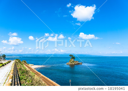 [Toyama Prefecture] Amaharashi Coast, Meiwa 18195041