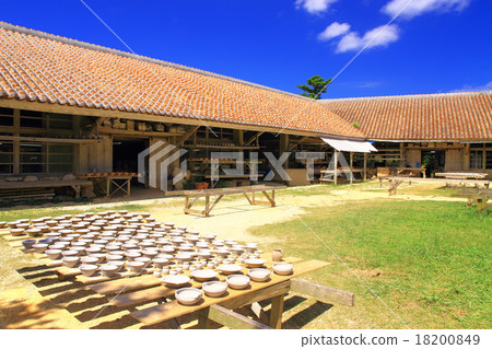 September Okinawa Yomitan-yaki · Yachinmunosato September Okinawa Yomitan-yaki · Yachinmunosato 18200849