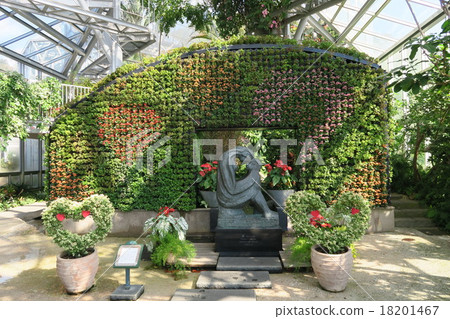 愛的雕像 愛的雕像 18201467