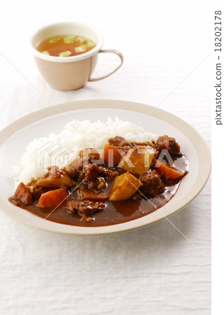 讓我們來做基本的咖哩和米飯 18202178