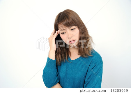 Twenties female headache Twenties female headache 18205939