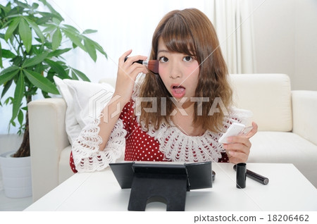 女性20年代的化妝品 女性20年代的化妝品 18206462