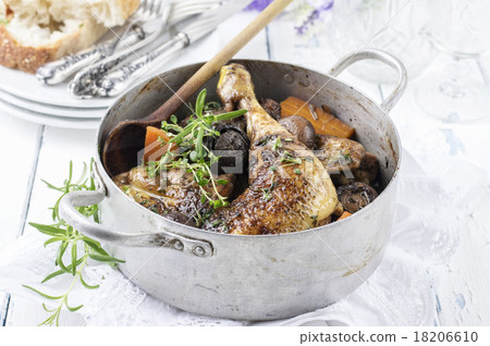 Coq au Vin 18206610