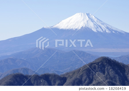View of Mt. Fuji from Tanzawa Mountains 18208419