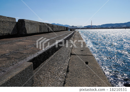 Warship breakwater 18210531