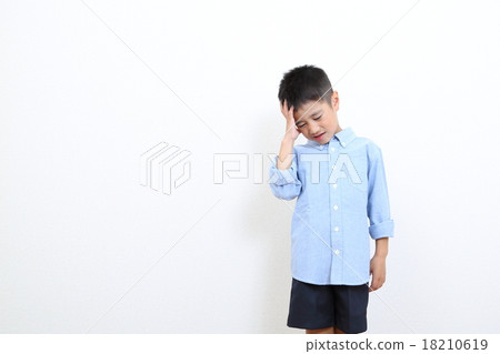 Fail! A falling boy 18210619