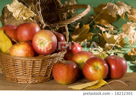apples 18212301