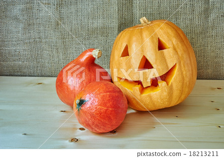 Halloween red and orange pumpkins 18213211