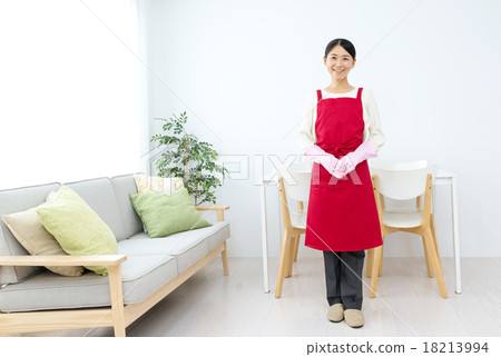 笑臉家政服務人員 笑臉家政服務人員 18213994
