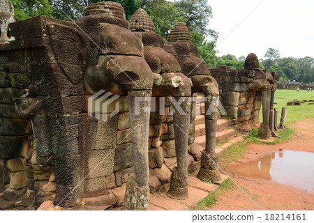 柬埔寨的暹粒圖像大陽台 柬埔寨的暹粒圖像大陽台 18214161