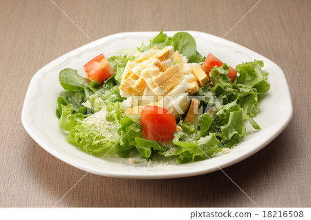 Caesar salad  18216508