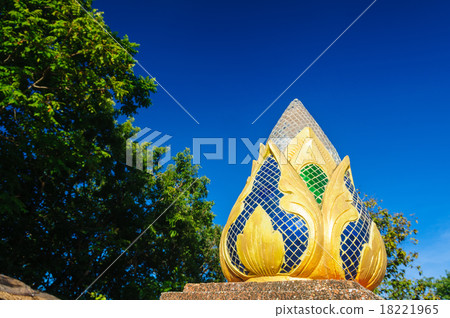 Lotus flower sculpture decoration at Wat Doi Kham Lotus flower sculpture decoration at Wat Doi Kham 18221965