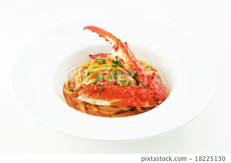 Transfer crab pasta 18225130