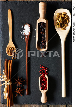 Spices in wooden utensils 18227549