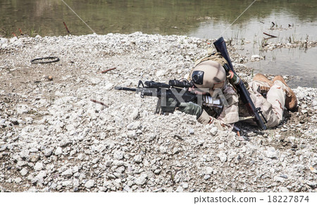 Navy SEAL in action Navy SEAL in action 18227874