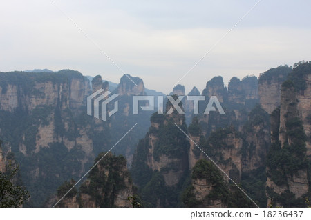 Zhangjiajie Zhangjiajie 18236437