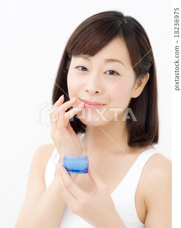Lip cream · female 18236975