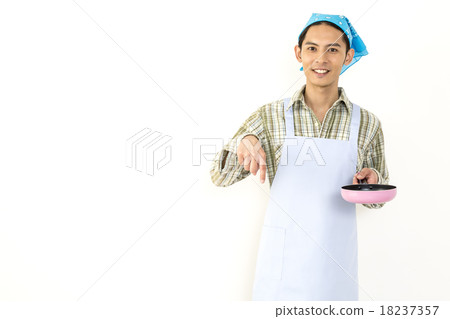 Young man's cooking image 18237357