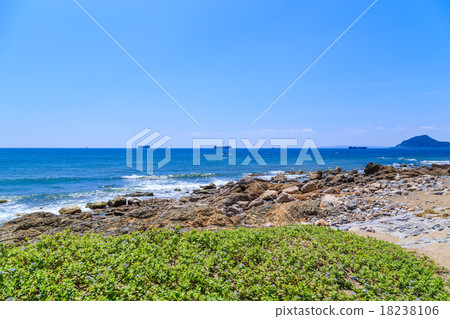 Irako Lake 18238106