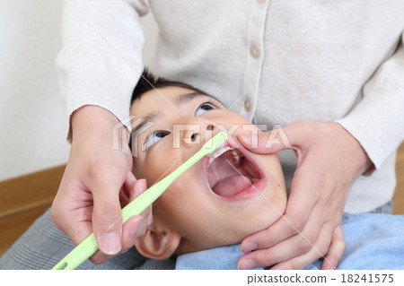 Toothbrush parent and child Toothbrush parent and child 18241575