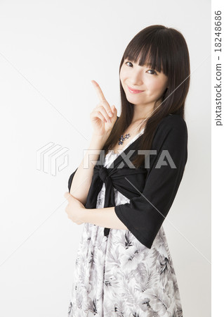 Portrait young lady Portrait young lady 18248686