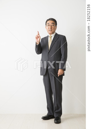 Senior men wearing a suit Senior men wearing a suit 18252156