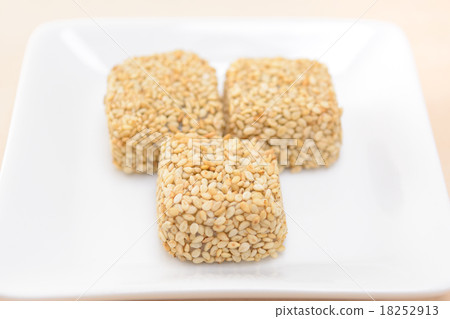 美味的芝麻 18252913